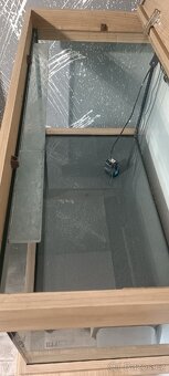 Akvárium se skříňkou a horním deklem. Sklorex. - 4
