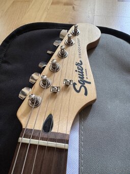 Fender Squier Stratocaster - elektrická kytara - 4