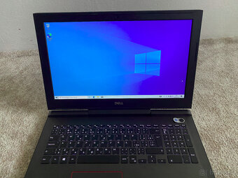 Herní notebook Dell Inspiron 15 Gaming 7577 - 4
