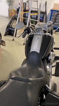 Harley-Davidson FLHRC Road King Classic - 4