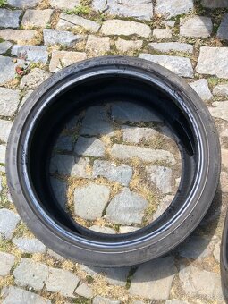 245/35 r20 letní - 4