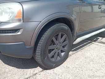 Volvo XC 90 D5 2,4d 136kw automat 4x4 7 míst kůže - 4