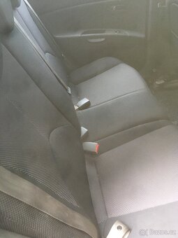 Kia rio II 1.5crdi - 4