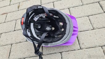 Dětská cyklistická helma - 4