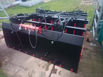 Nářadí k čelnímu nakladači - 4