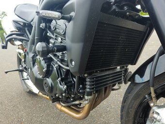 Triumph speed triple 1050 - 4