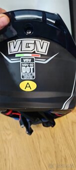 Nová nepoužitá helma - 4