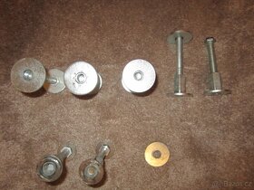 NÁBYTKOVÉ NOŽIČKY - 4