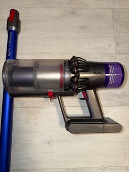 Dyson V11 Absolute - tyčový vysavač - 4
