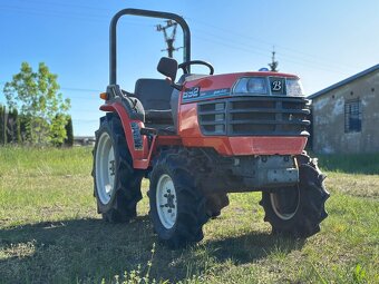 Malotraktor Kubota B92 - 4
