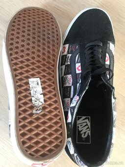 Boty Vans Meet Me In The Middle - 4