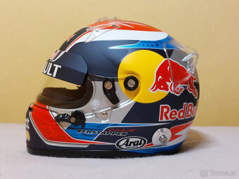 Predám Max Verstappen 2015 Toro Rosso F1 mini helma 1:2 - 4