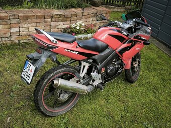 Honda CBR 125 R - 4