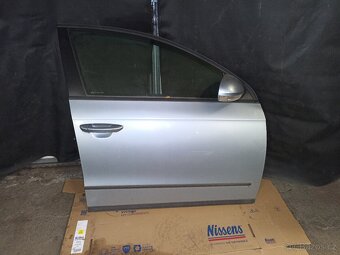 VW Passat B6 kombi r.v.2006 dveře,zadní části vozu - 4