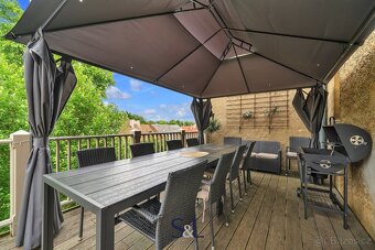 Velkorysý byt 3+1 s terasou, krbem a atmosférou elegance – p - 4