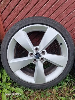 Alu kola Škoda 5x100 215/40/R17 letní pneu - 4