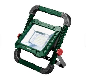 Led reflektor ze zárukou 240V Parkside - 4