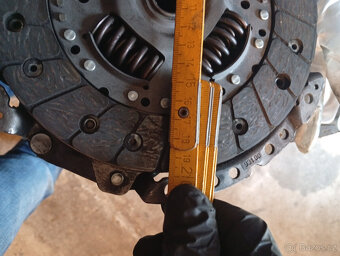 spojka LUK 620 3090 09 - 4