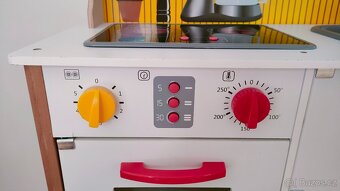 dětská dřevěná kuchyňka - 4