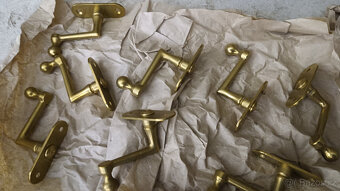 Dveřní mosazná klika, dveřní a okenní kování, obrtlíky - 4