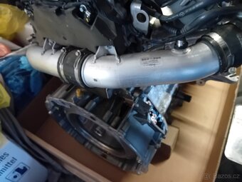 6V 3.0 benzinovy motor M256.930 - 4