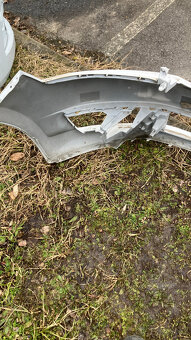 Predni naraznik skoda rapid bily - 4