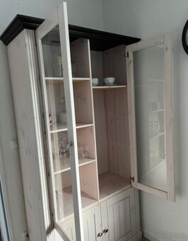 DŘEVĚNÁ VITRÍNA - 4