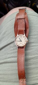4x prim 1x ruské hodinky - 4
