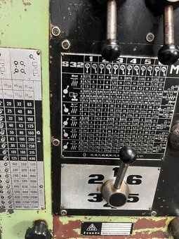 Soustruh Tos S32 - 4