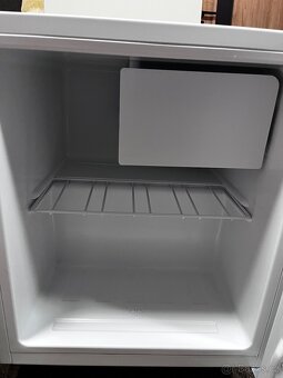 Minilednička Philco PSB 401 EW CUBE - 4