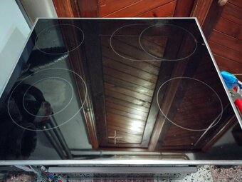 Sporák+trouba BEKO Top stav - 4