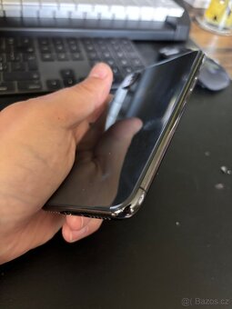 iPhone X, černé barvy - 4