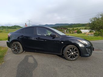 Mazda 3 1.6 benzín - 4