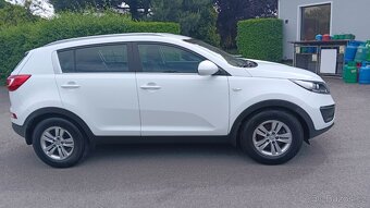 Kia Sportage 1.6 I 99 KW ČR první majitel - 4