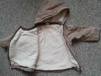 2 dětské zimní bundy vel. 98 - 4