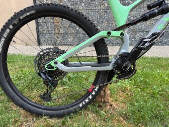 Canyon Torque CF 7(2021). Velikost L. 27,5. - 4