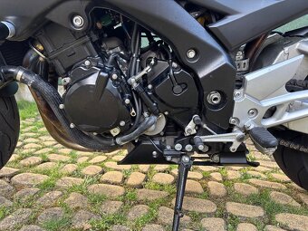 Suzuki GSR 600 - 4