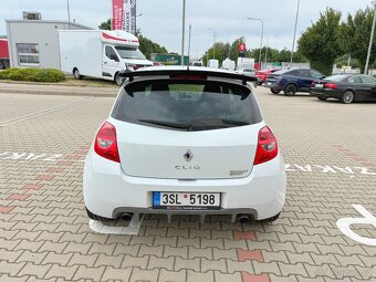 Renault Clio RS III - F1 R27 edice - 4