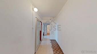 Prodej bytu 3+1 (72 m2) s balkonem (4 m2) a garáží (13,5 m2) - 4