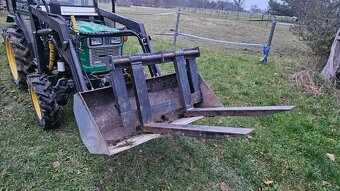 malotraktor JOHN DEER YM 2310 D, výkon 28 HP, 1500 cm3 - 4