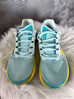 Nike Zoomx Ultrafly - Velikost 44 - 4