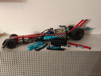 Lego 42042, 42050 - 4