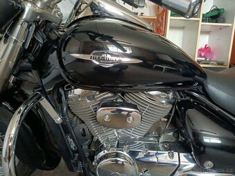 Suzuki VL800 Volusia - 4