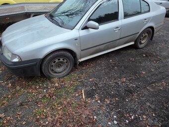 Octavia 1  1.6 náhradní díly - 4