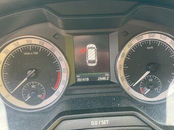 Škoda Octavia Combi 1.6 TDi - 4