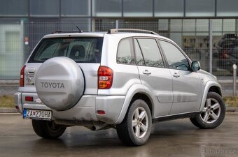 Toyota RAV4 2.0 D-4D - 4