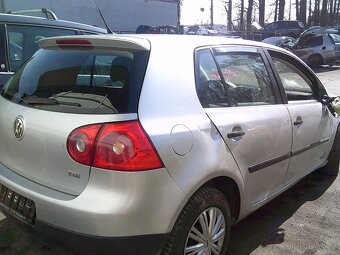 Volkswagen Golf 5, motor BLS - 4