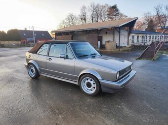 VOLKSWAGEN GOLF 1 CABRIO KARMANN - 4
