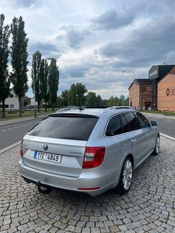 Škoda Superb - 4
