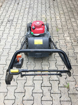 Motorová sekačka HONDA - 4